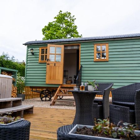 Driftwood & Hot Tub Villa Fort William Bagian luar foto